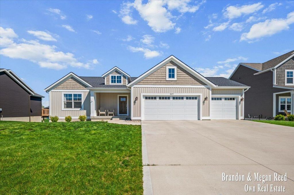 9477 Fields Drive, Zeeland Twp, MI 49464