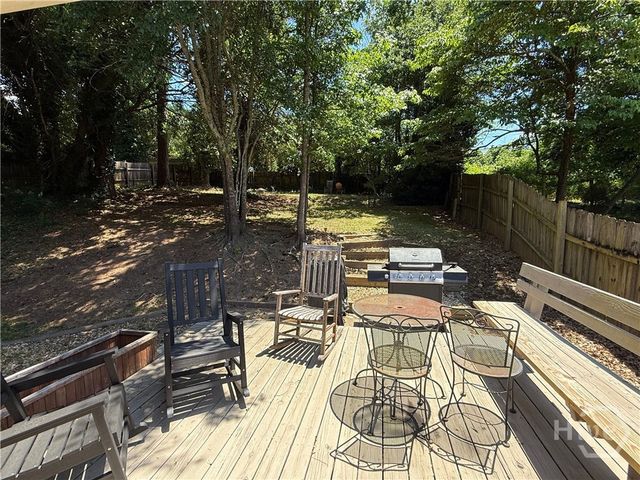 566 Woodland Hills Drive, Athens, GA 30605