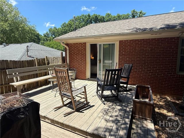 566 Woodland Hills Drive, Athens, GA 30605