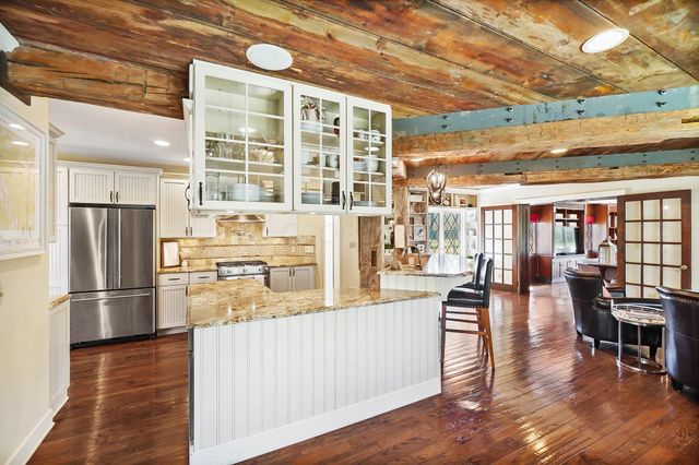 1731 Timberlake Drive, Delaware, OH 43015