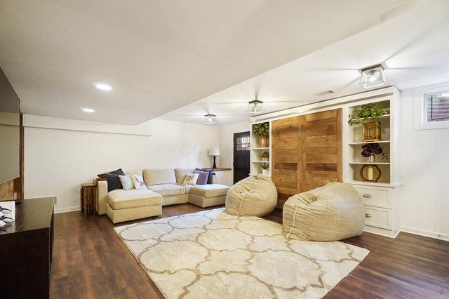 1731 Timberlake Drive, Delaware, OH 43015