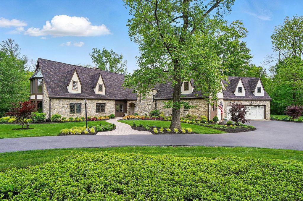 1731 Timberlake Drive, Delaware, OH 43015