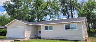408 E 4th Place, Grove, OK 74344