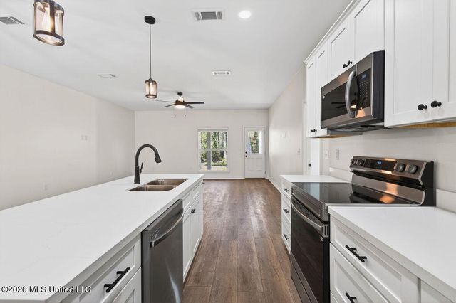 502 Dynsmore Place, Long Beach, MS 39560