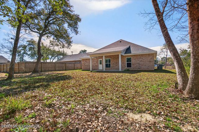502 Dynsmore Place, Long Beach, MS 39560