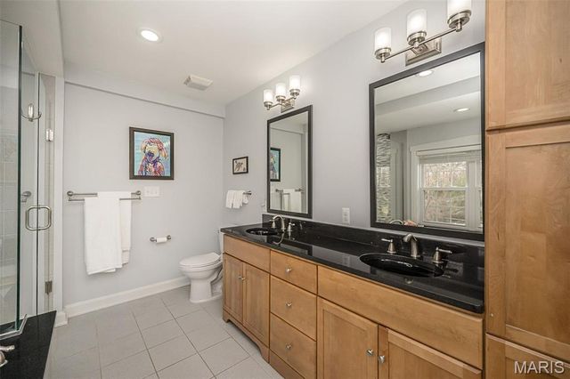 1034 E Linden Avenue, Richmond Heights, MO 63117