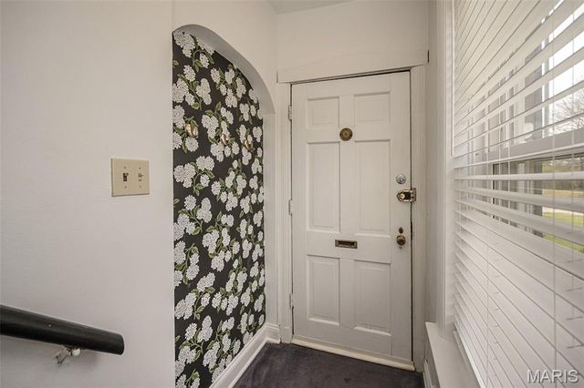 1034 E Linden Avenue, Richmond Heights, MO 63117