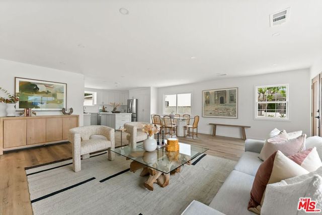 5192 Orange Place, Los Angeles, CA 90008