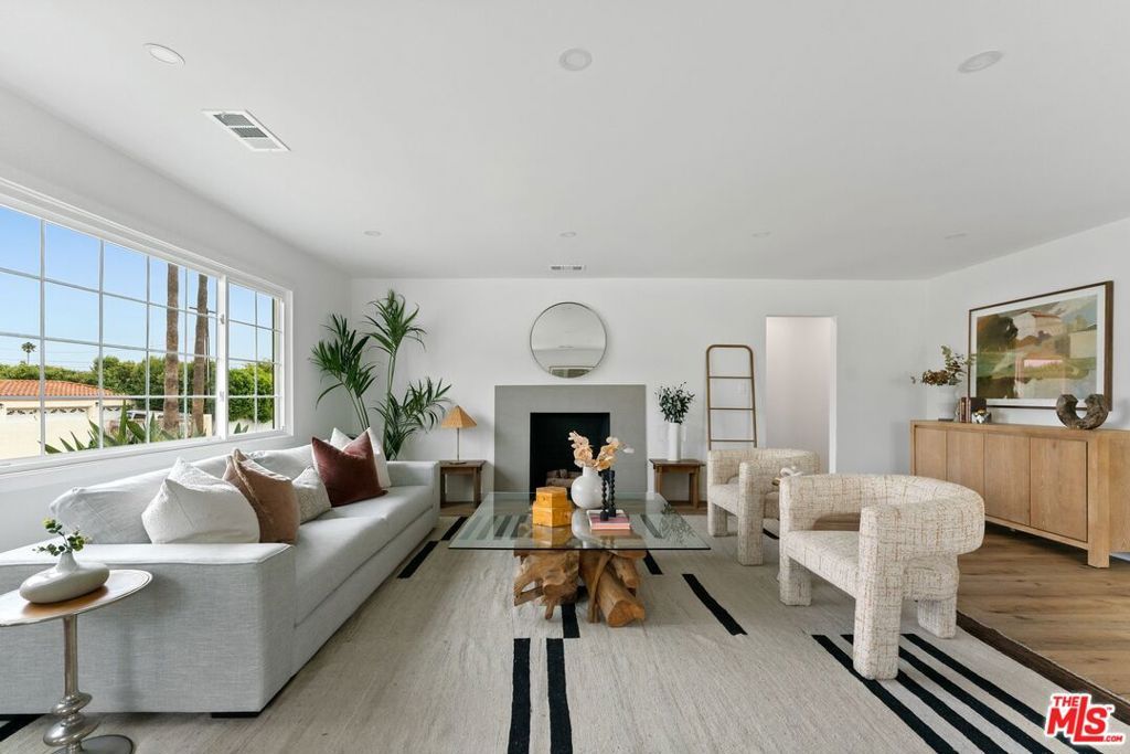 5192 Orange Place, Los Angeles, CA 90008