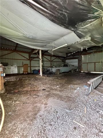 206 W 3rd Street, Creighton, MO 64739