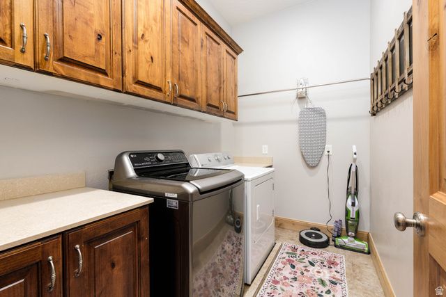 3902 LONDON LN, Santa Clara, UT 84765