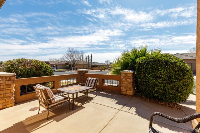 3902 LONDON LN, Santa Clara, UT 84765