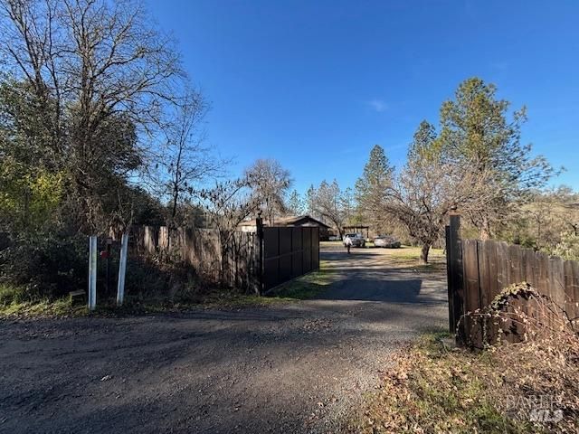 2500 Black Bart Trl, Redwood Valley, CA 95470