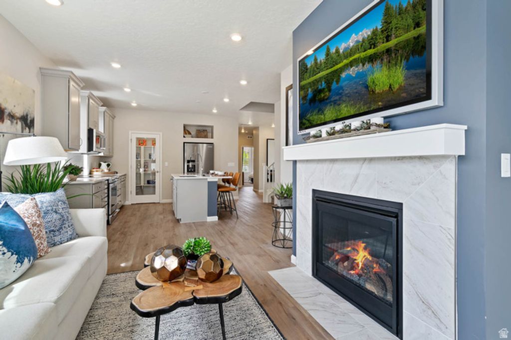Image 11 of property listing at 6162 W SPARROW VIEW DR #550, South Jordan, UT 84009