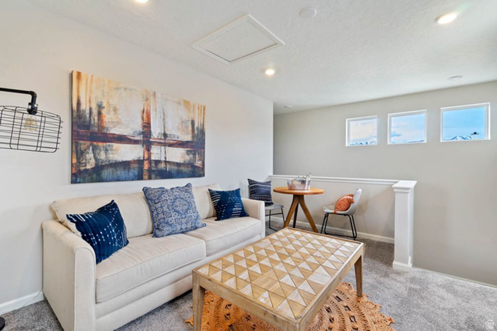 Image 15 of property listing at 6162 W SPARROW VIEW DR #550, South Jordan, UT 84009