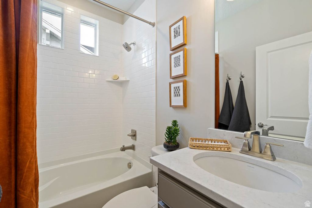 Image 23 of property listing at 6162 W SPARROW VIEW DR #550, South Jordan, UT 84009