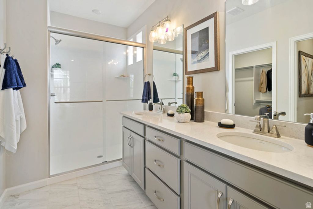Image 5 of property listing at 6162 W SPARROW VIEW DR #550, South Jordan, UT 84009