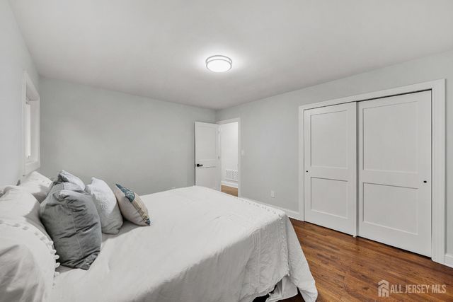 139 Lee Drive, Middlesex, NJ 08846