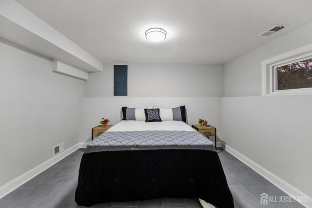 139 Lee Drive, Middlesex, NJ 08846