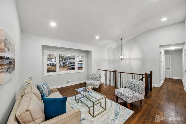 139 Lee Drive, Middlesex, NJ 08846