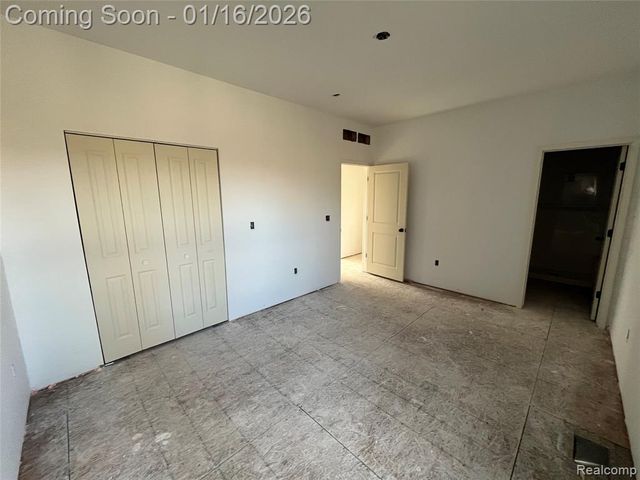 5635 Shady Lane, Newport, MI 48166