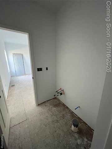 5635 Shady Lane, Newport, MI 48166