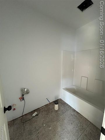 5635 Shady Lane, Newport, MI 48166