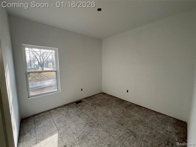 5635 Shady Lane, Newport, MI 48166