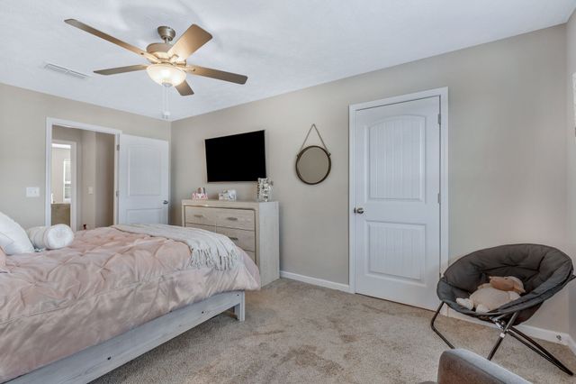 910 Bradburn Village Cir, Antioch, TN 37013