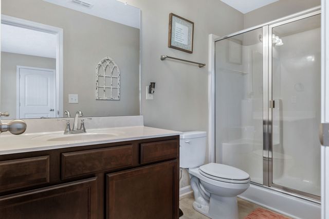 910 Bradburn Village Cir, Antioch, TN 37013