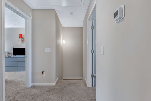 910 Bradburn Village Cir, Antioch, TN 37013