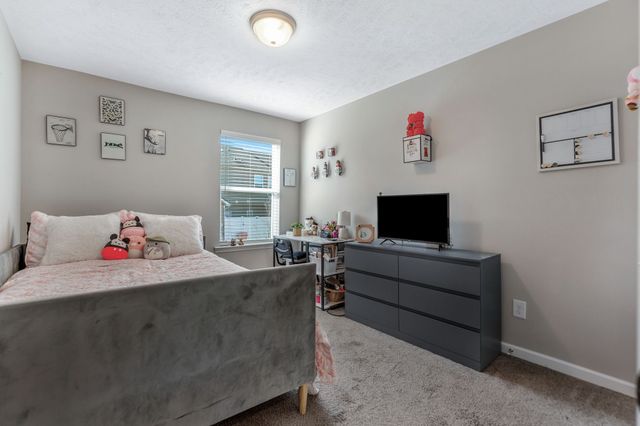 910 Bradburn Village Cir, Antioch, TN 37013