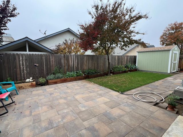 1130 N Miami Avenue, Clovis, CA 93611