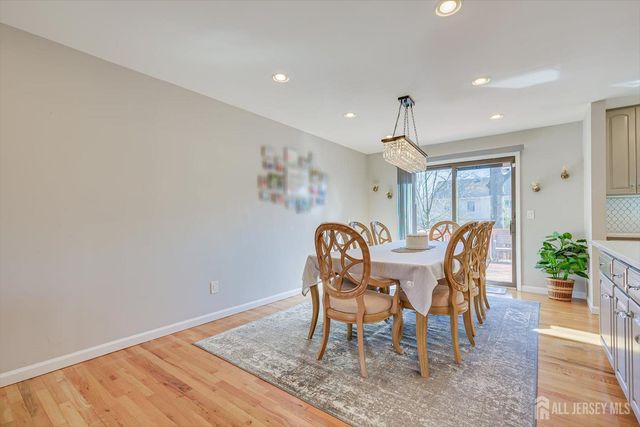 1 Sandalwood Drive, Edison, NJ 08820