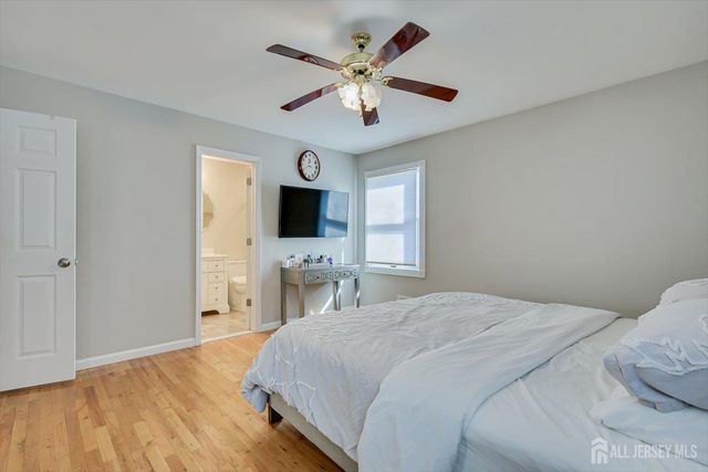 1 Sandalwood Drive, Edison, NJ 08820