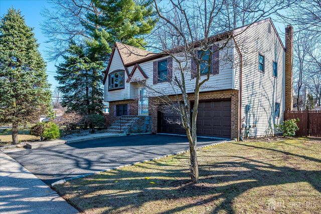 1 Sandalwood Drive, Edison, NJ 08820
