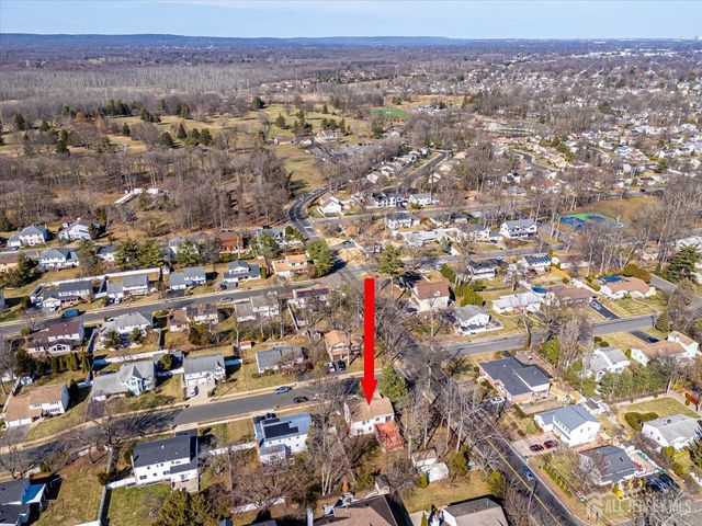 1 Sandalwood Drive, Edison, NJ 08820