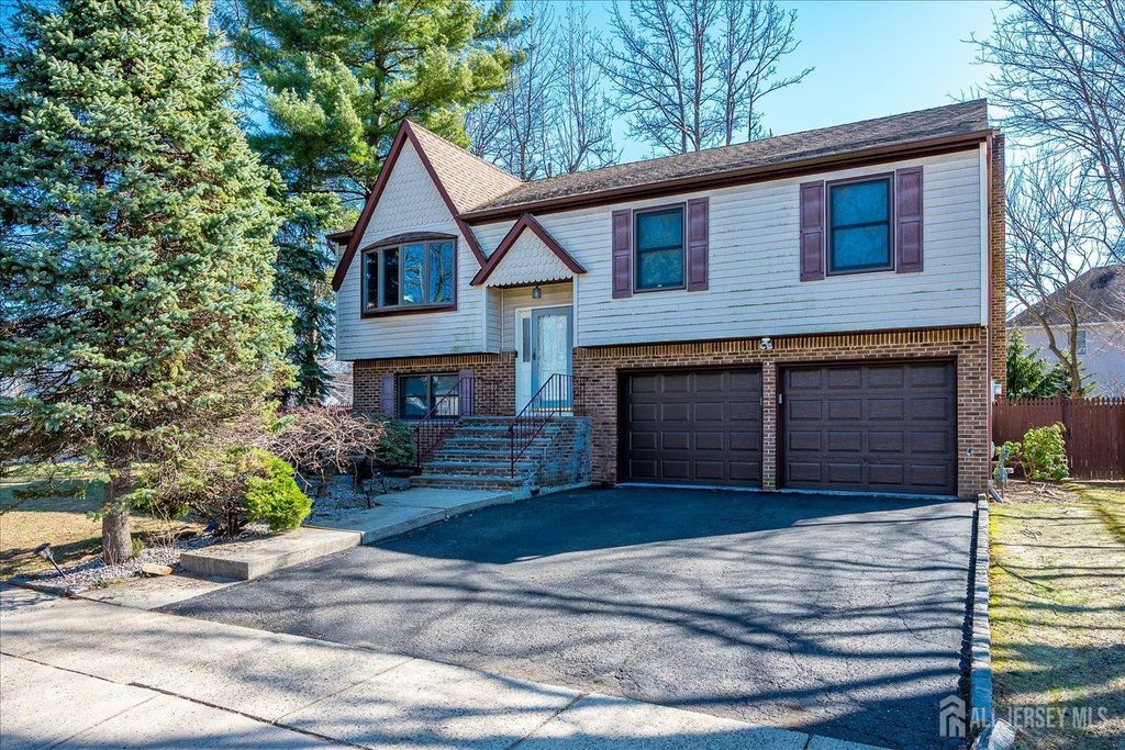 1 Sandalwood Drive, Edison, NJ 08820