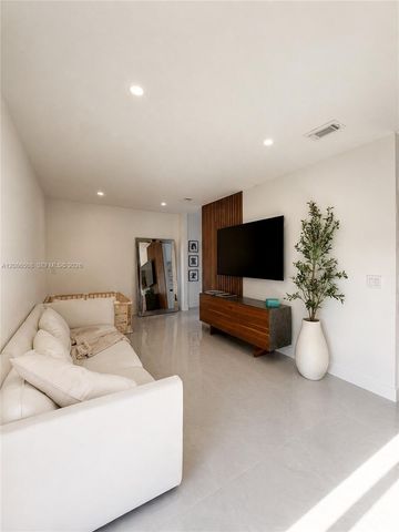 23040 SW 113th Passage, Miami, FL 33170