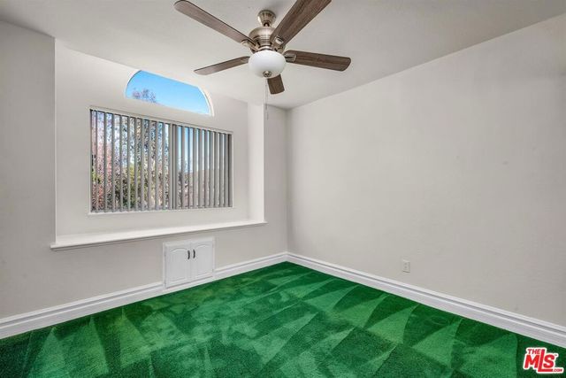 455 Kennerick Lane, Simi Valley, CA 93065