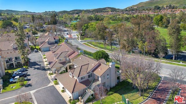 455 Kennerick Lane, Simi Valley, CA 93065