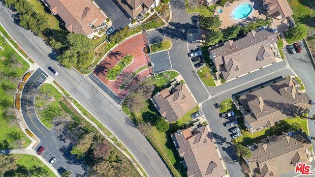 455 Kennerick Lane, Simi Valley, CA 93065