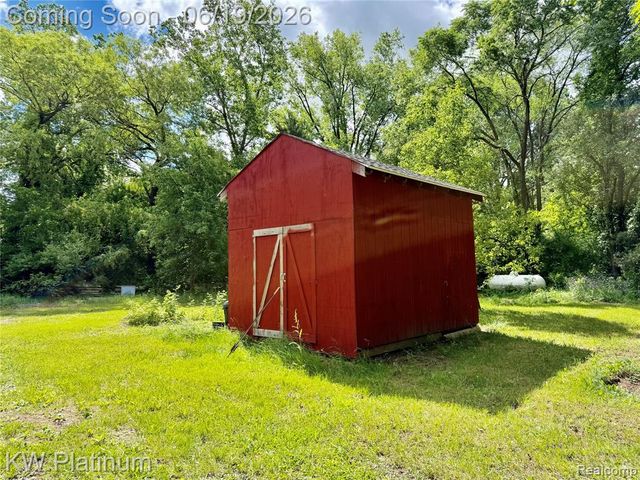 7815 Vincent Road, Croswell, MI 48422