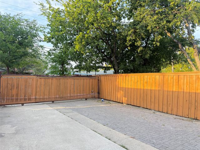 2319 Klondike Drive, Dallas, TX 75228