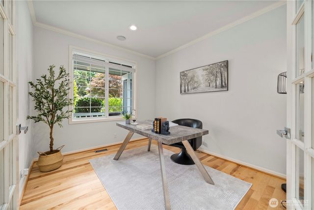 11433 80th Avenue NE, Kirkland, WA 98034