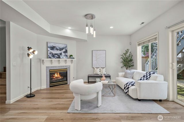 11433 80th Avenue NE, Kirkland, WA 98034