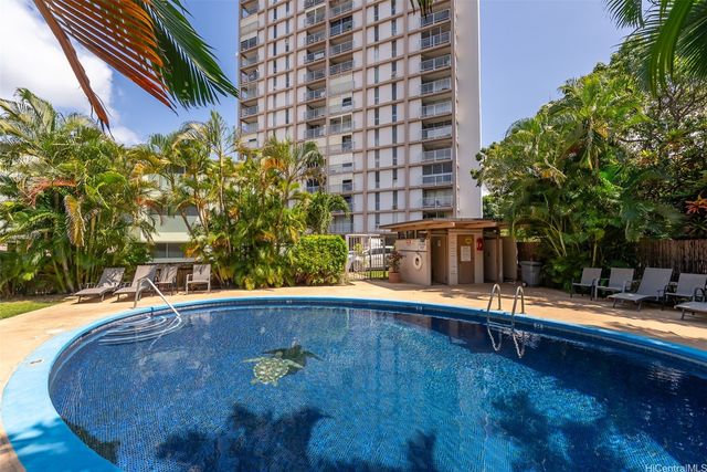 1617 Keeaumoku Street 703, Honolulu, HI 96822