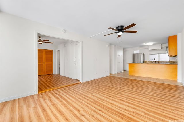 1617 Keeaumoku Street 703, Honolulu, HI 96822