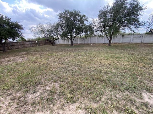 1501 Wildwood Drive, Weslaco, TX 78596