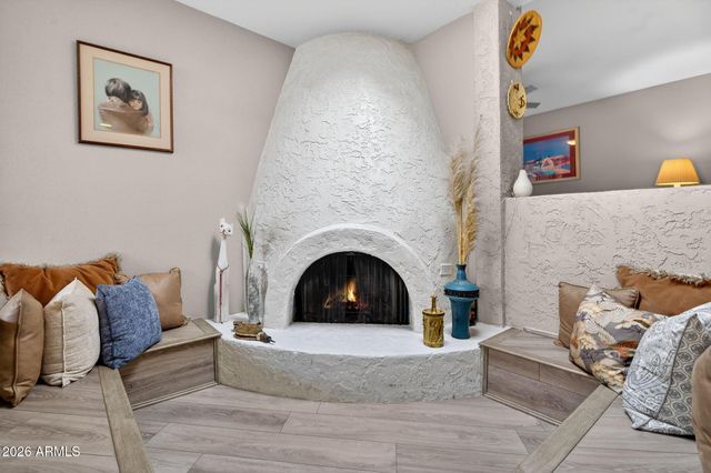 934 E BECKER Lane, Phoenix, AZ 85020